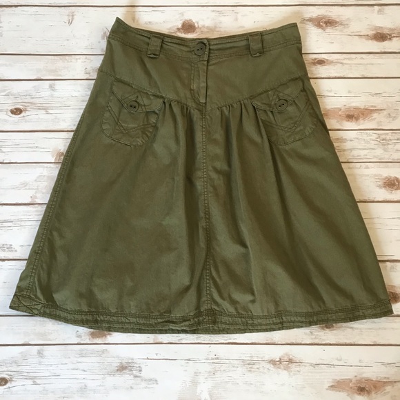 H&M Green High Waist Skirt Size 10 - Picture 1 of 7